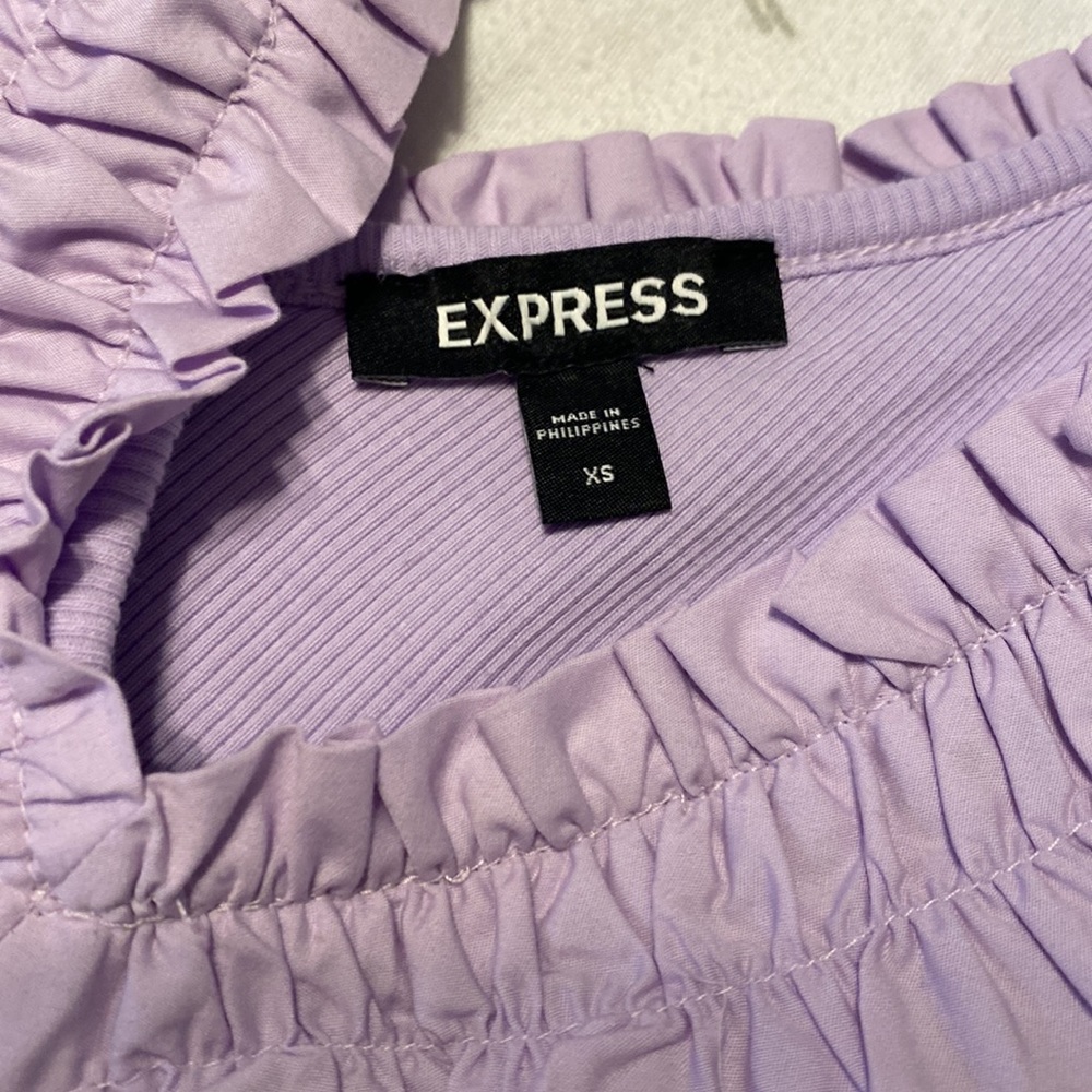 Ribbed Poplin Ruffle V-Neck Tank - Picture 3 of 4